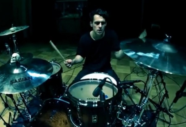 国外19岁鼓手Matt McGuire架子鼓演奏WitchCraft视频
